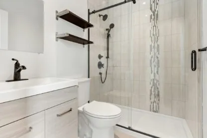 Qual o melhor tipo de porcelanato para lavabo​